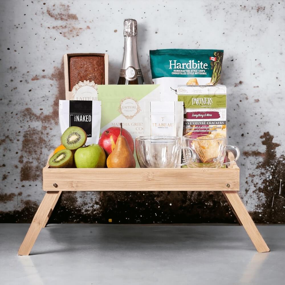 Sparkling Wine &amp; Fruit Gift Set