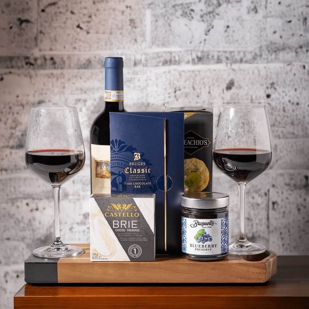 "True Love" Wine & Cheese Gift Set